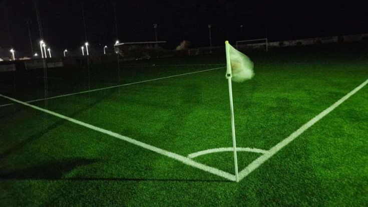 Polignano a Mare, la squadra di calcio resta al buio: nello stadio impianto elettrico in tilt