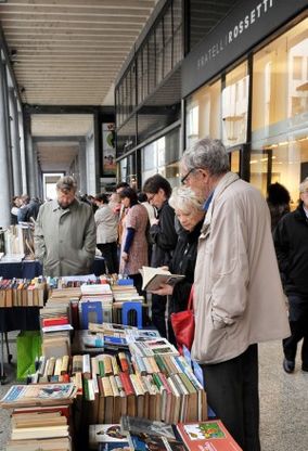 Portici di carta, un successo<br />Fassino: qui la capitale del libro<br />&nbsp;
