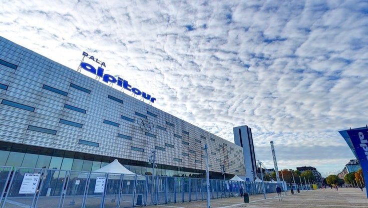 L'ombra di un'interdittiva per mafia sul Pala Alpitour, che rischia di mandare in tilt le Atp Finals di Torino