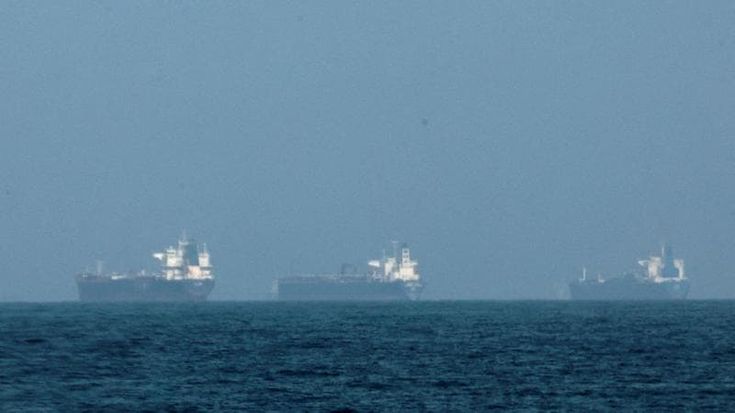 Nello Stretto la rotta alternativa dell’Oman. E al casello dell’Iran il pedaggio è in crypto