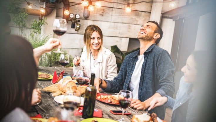 Dal fast food al servizio al tavolo, torna a crescere la ristorazione in Italia