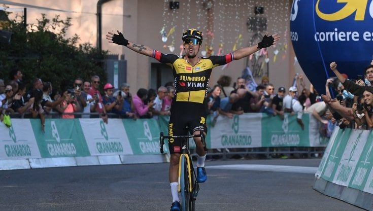 Giro dell'Emilia, Roglic domina ancora a San Luca: spettacolo di pubblico