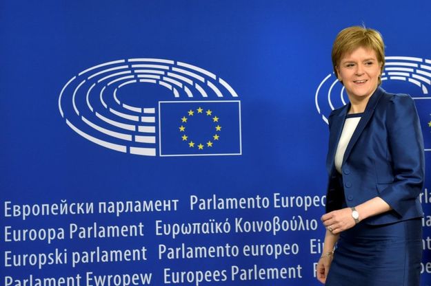 Brexit, le mosse della Scozia: incontra Schulz e Juncker