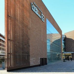 Creval in rialzo con l'interesse di Cerberus, Carige balza del 53%