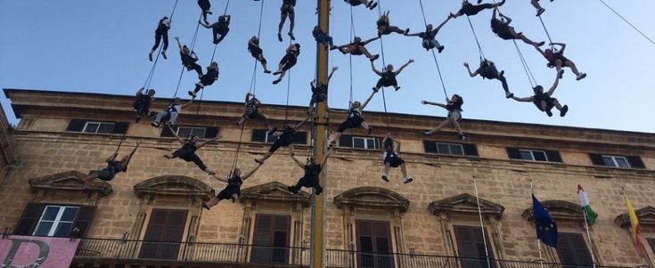 Festino numero 394, la peste secondo La Fura dels Baus 