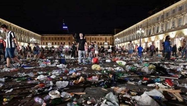 Tragedia di piazza San Carlo, i difensori chiedono l'annullamento del processo , il giudice la respinge 