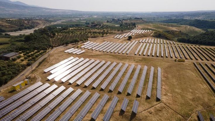 Edison, firmato Ppa per lo sviluppo di un impianto fotovoltaico da 87Mw nel Lazio