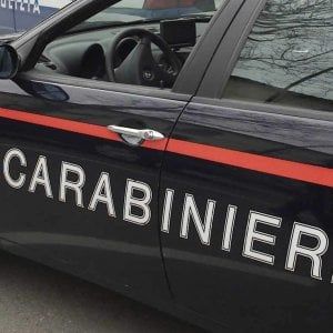 Latina, picchiata a morte sotto gli occhi dei figli piccoli: arrestata una cugina e il compagno