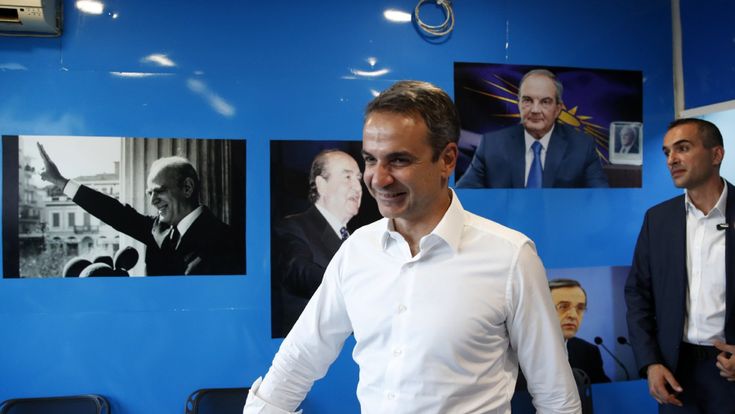 Tsipras il ribelle e l’“usato sicuro”. La Grecia sceglie se voltare pagina