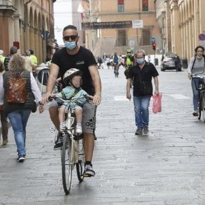 Coronavirus in Emilia-Romagna, altri 13 decessi: 6 a Bologna