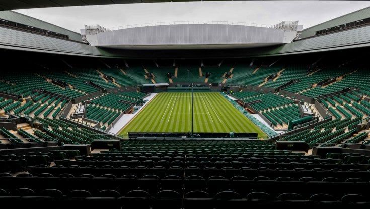 Tennis, a Wimbledon si parte con Djokovic: "Pieno di fiducia, voglio cavalcare l'onda"