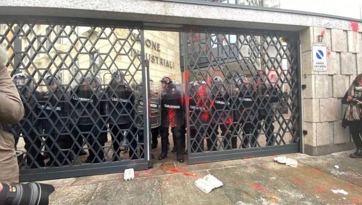Assalto all'Unione industriali di febbraio: scattate misure cautelari per 11 persone