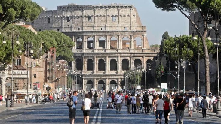 Debutta Julia, la guida virtuale che racconta Roma con l’Intelligenza Artificiale