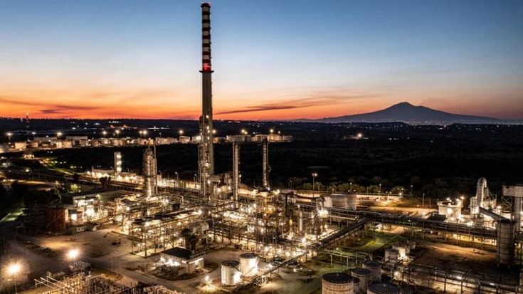 Caro gasolio e Priolo gli industriali siciliani contro il governo Meloni