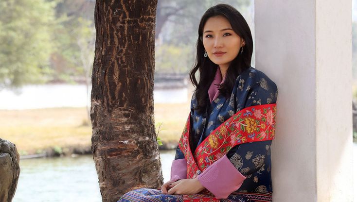 Conosci la regina più giovane del mondo? Buon compleanno a Jetsun Pema del Bhutan