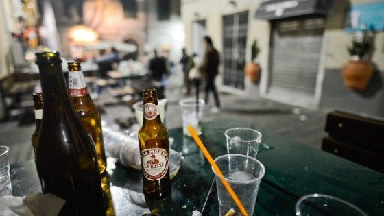 Parma, il Consiglio comunale si divide sulla stretta agli orari dei locali