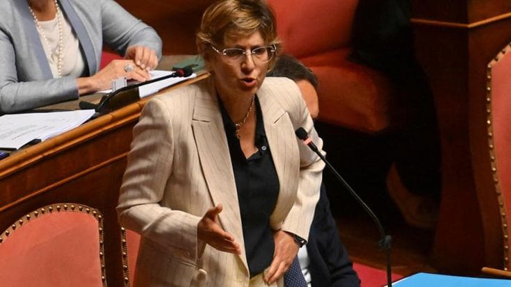 Ddl stupri, proposta Bongiorno senza la parola “consenso" passa a maggioranza: è nuovo testo base