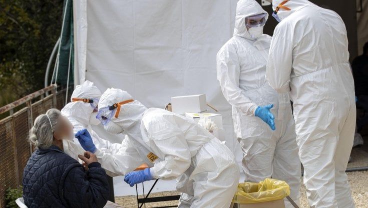 Coronavirus Lazio, il bollettino del 19 dicembre: 1.410 nuovi casi, Roma torna sotto quota 700