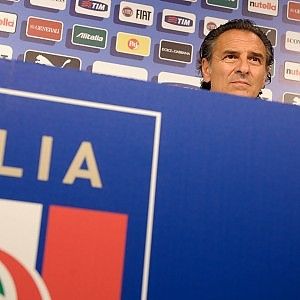 Nazionale, Prandelli: ''Al Mondiale senza paura. Balotelli sia pi&ugrave; generoso''