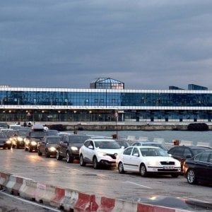 Bari, sequestrate banconote false al porto: erano tagli da 50 euro. Denunciati due autisti 
