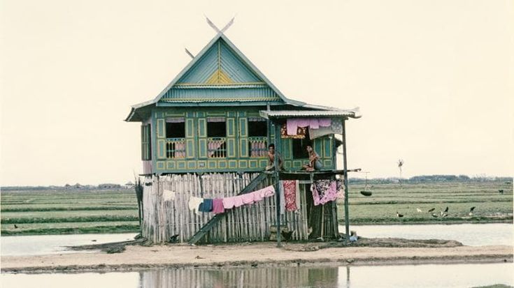 Foto Industria, la casa specchio di ciò che siamo: dieci mostre dal mondo per raccontarla