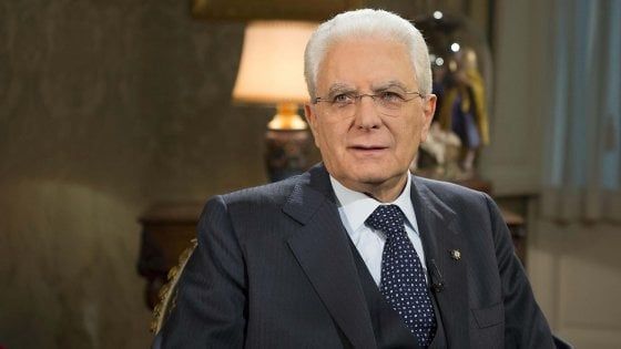 Mattarella: "Sconsiderato chi critica vaccini"