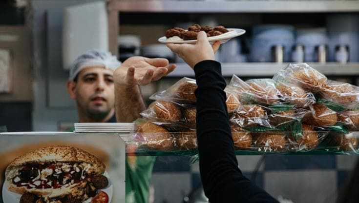 L’altra Dubai da gustare, tra mercati e street food