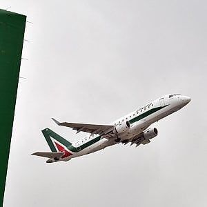 Torna il volo Torino-Reggio Calabria con due collegamenti a settimana