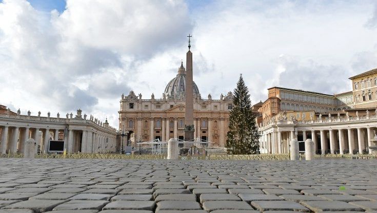 Vaticano, i fondi papali passano dalla Segreteria di Stato all'Apsa: "Più trasparenza e controlli su finanze della Santa Sede"