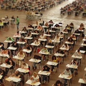 Concorso presidi, mille candidati all'attacco: "Ecco le nuove prove dei falsi"