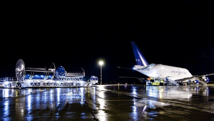 Il Boeing 787 e il drone militare: ecco come ripartono gli stabilimenti Leonardo in Puglia