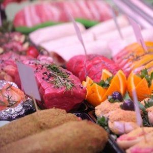 Conferma dagli Usa: "Troppa carne rossa aumenta il rischio di 9 super malattie"
