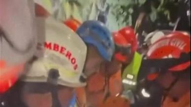 Venezuela, 106 ore sotto le macerie del terremoto: il salvataggio miracoloso di un uomo a La Guaira
