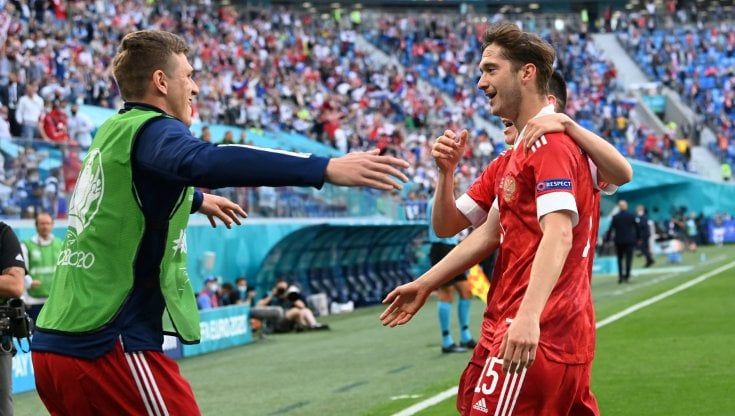 Europei, Russia-Finlandia 1-0: decide una magia di Miranchuk
