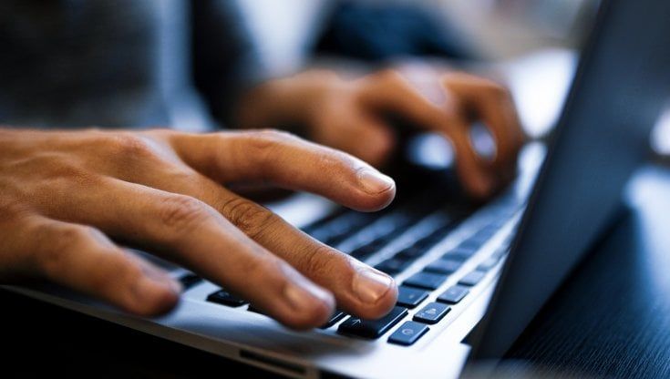 Pubblica amministrazione e aziende, siti poco accessibili ai disabili: norme ignorate, ma a breve le prime sanzioni