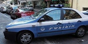 Stalking, getta molotov<br />nell'auto di una donna