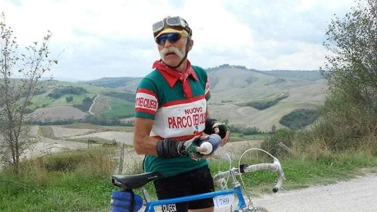 Travolto e ucciso Loredano Comastri, campione di ciclismo over 70: “Tutti in bici al funerale”