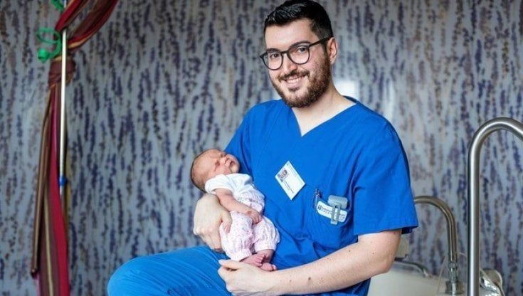 "Io emigrato per lavoro sono uno degli otto ostetrici della Germania"