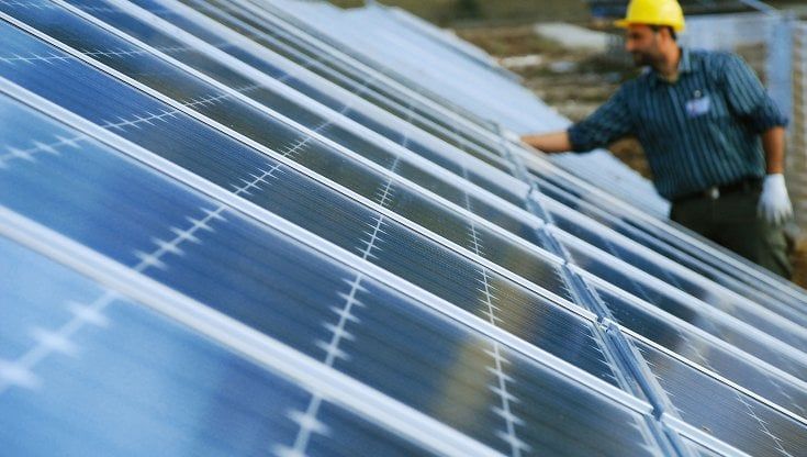 Energia a minor costo, Enco lancia le comunità di produttori-consumatori