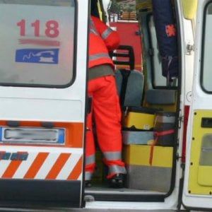 Bergamo: è grave la bambina che ha rischiato di soffocarsi con una fascetta di plastica