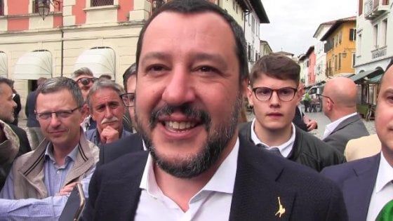 Governo, Salvini: "Asse Pd-5Stelle? Zero possibilità. O governo di centrodestra o voto entro l'estate"