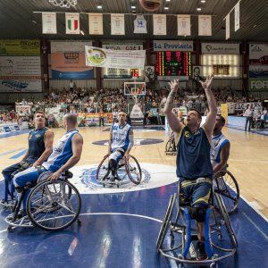 Roma, basket in carrozzina: il team Santa Lucia rischia la chiusura