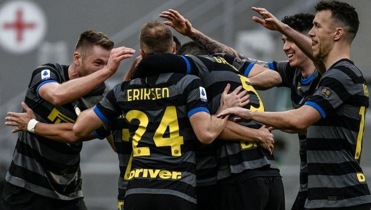 Inter, Brozovic con Eriksen e Barella. A metà campo il tesoro di Conte