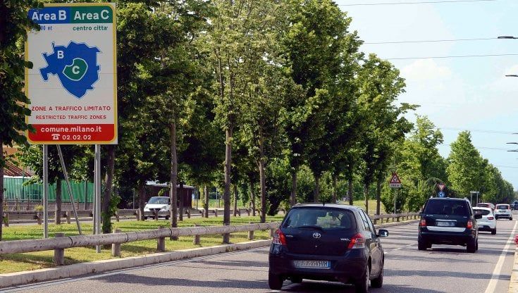 Ticket per Area B, il Consiglio comunale approva la proposta dei Verdi. Ma Sala frena: "Per ora no, in futuro si può vedere"
