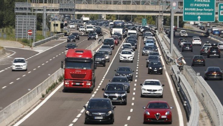 AutoSole, Firenze sperimenta l'applicazione: se ci sono code e rallentamenti scatta il rimborso