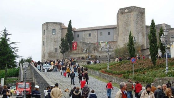 Melfi, mille anni di storia, arte, cultura e falconeria