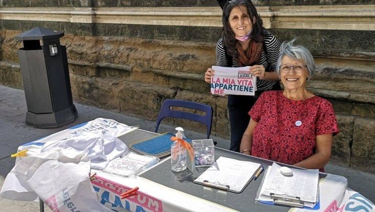 Pensionata fiorentina raccoglie l’appello di Mib: “Pronta ad aiutarlo a morire”
