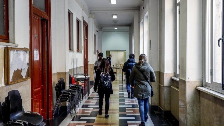 Scuola, a Bari superiori ancora semivuote: pochissimi istituti raggiungono il 50 per cento