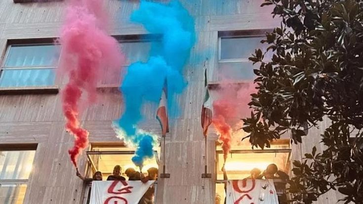 Scuole, continua la protesta. In città occupato anche il Volta, nuova agitazione al Boselli