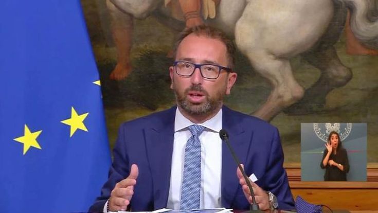 Csm, la riforma Bonafede stronca le correnti. Toghe in rivolta